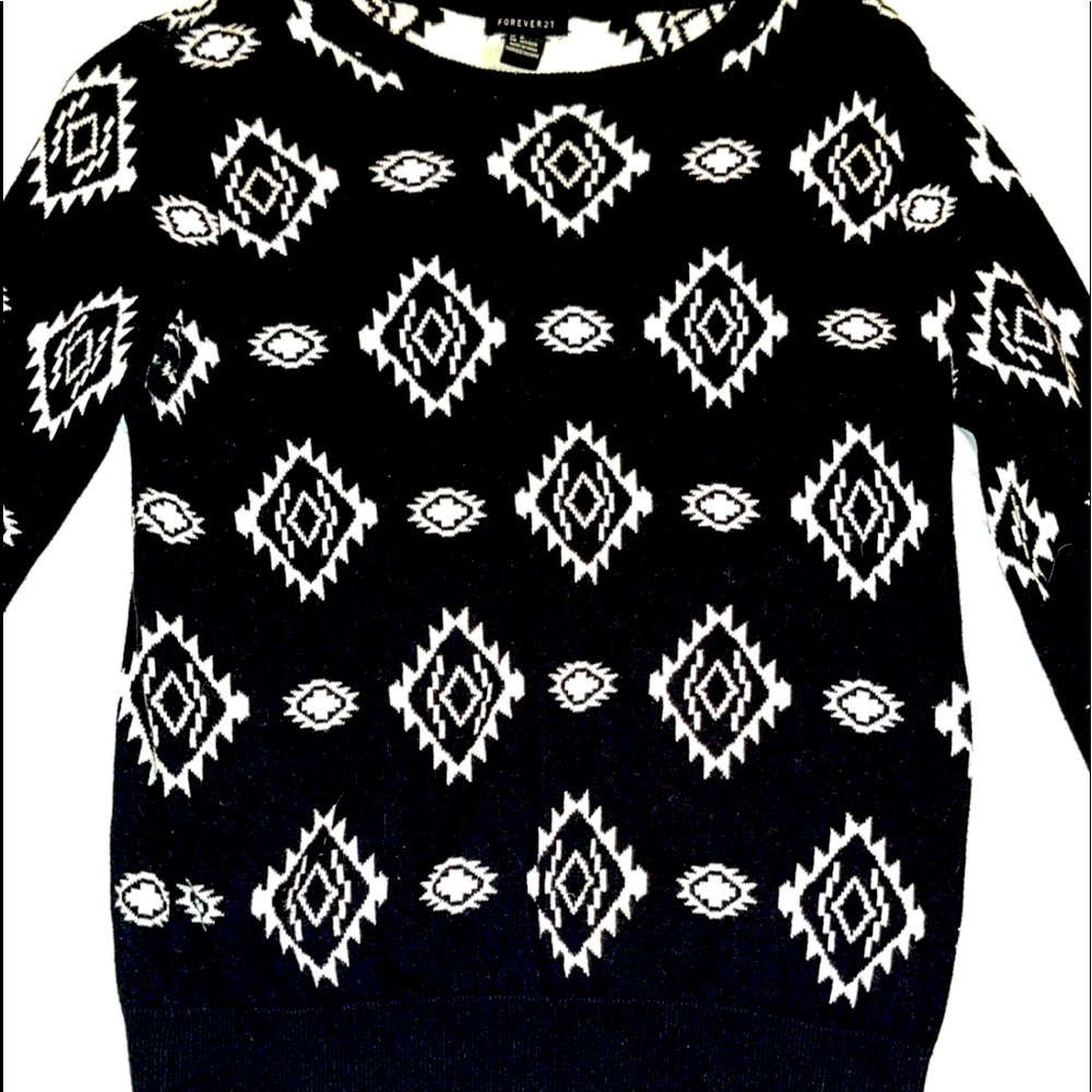 Forever 21 Sweater. Size M